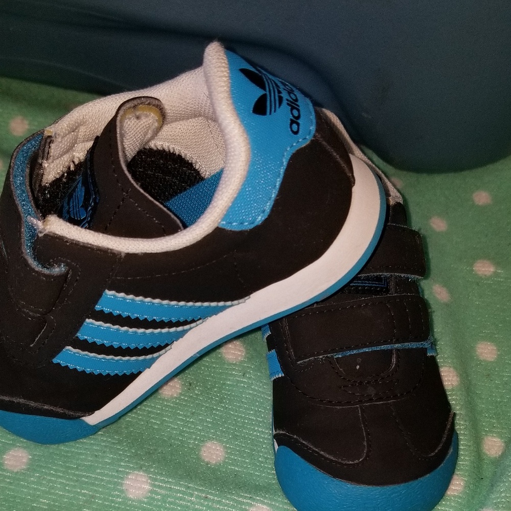Adidas size 6k unisex toddler